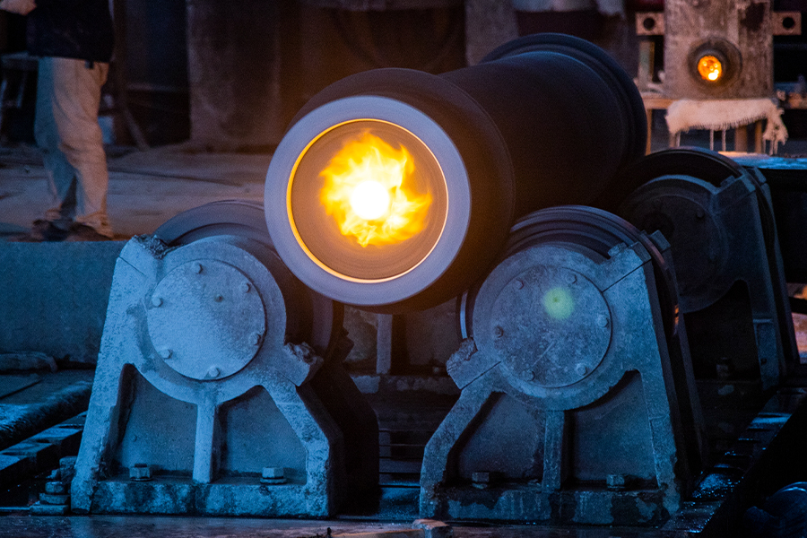Máquina de fundição giratória