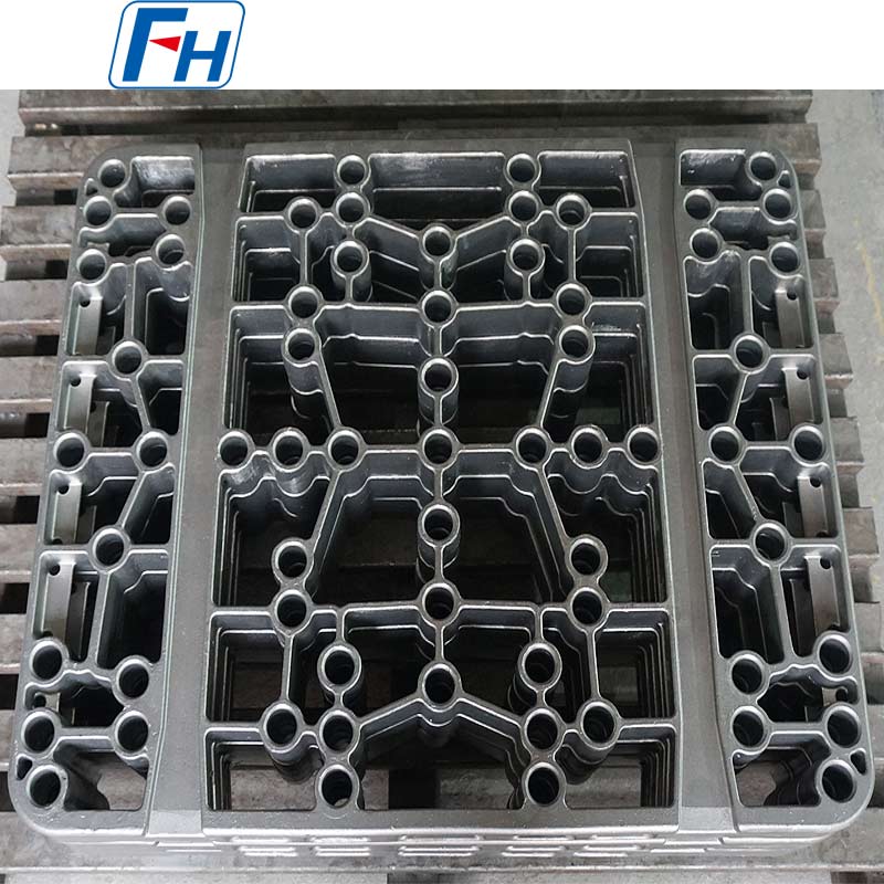 Bandejas de tratamento térmico tipo esteira SCH13 para linhas de fornos automatizados | FH®
