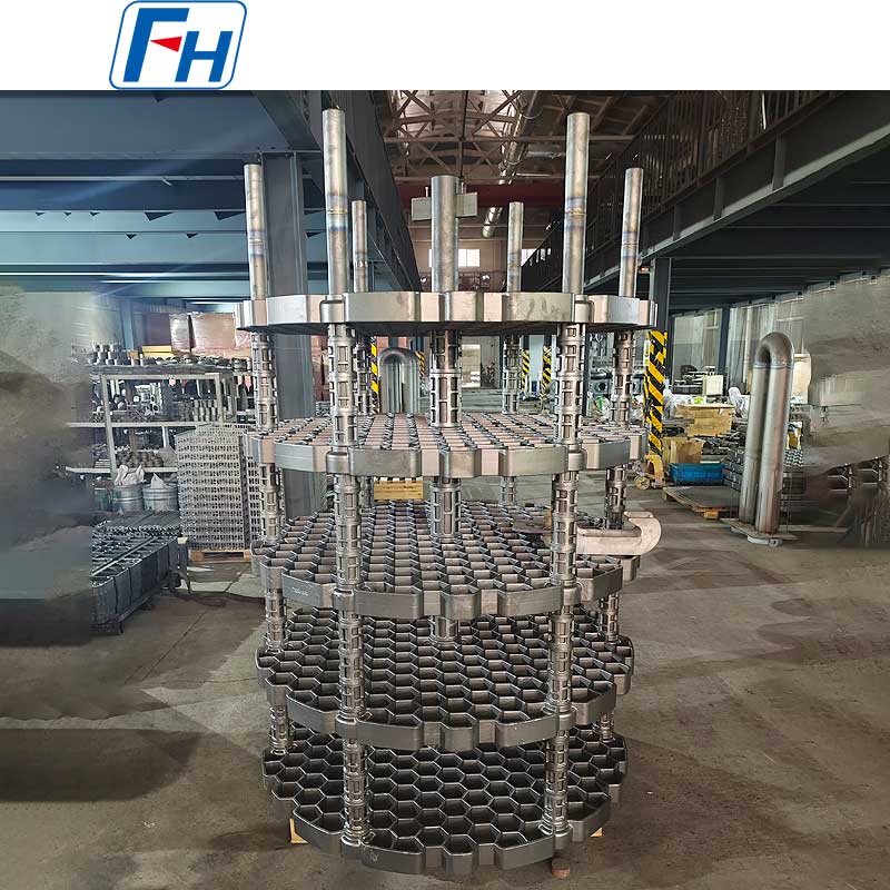 Dispositivos de tratamento térmico de alta temperatura para fornos de poço | Fabricante FH®