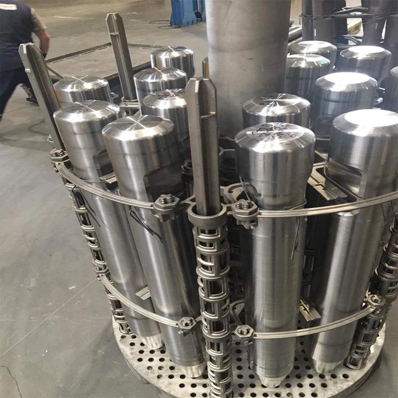 Qual é o procedimento operacional para um forno tipo poço?